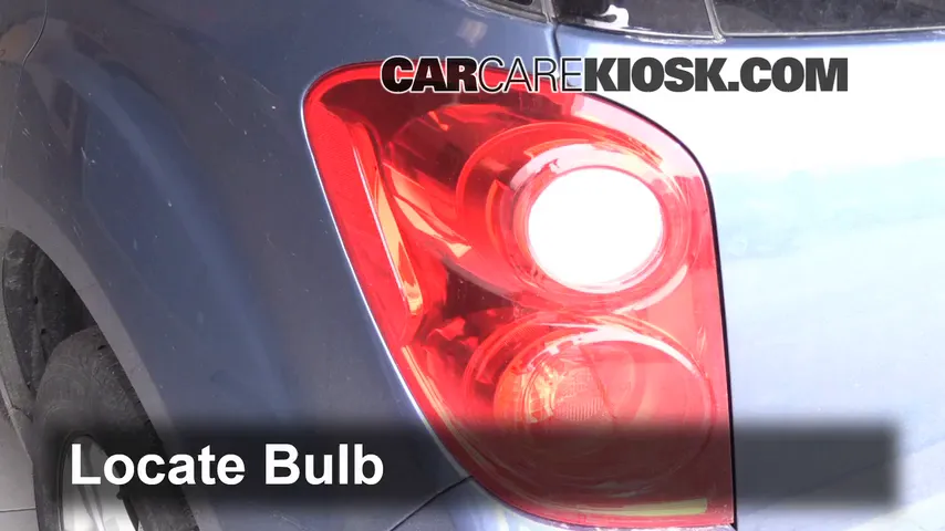 2012 Chevrolet Equinox LT 2.4L 4 Cyl. FlexFuel Lights Tail Light (replace bulb)